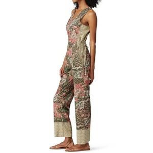 Warm Nico Floral Jumpsuit in Big Green Pink Floral size 2 // M